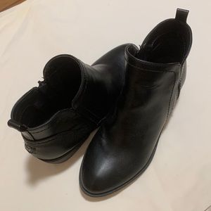 Guess Tammy zip boots black 7M